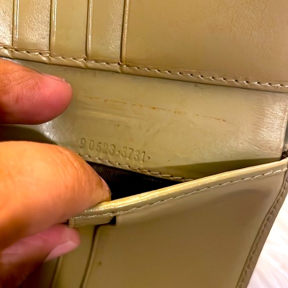 ❤️Authentic ❤️ Gucci compact wallets - Picture 10 of 15